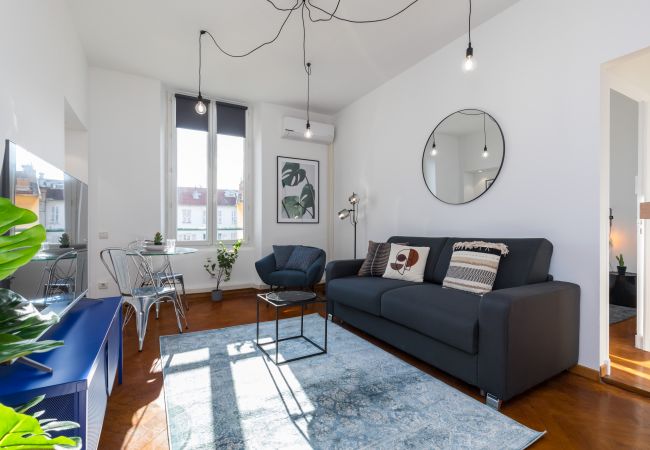 Appartement à Nice - Place Massena - Central 2p - Lumineux A/C
