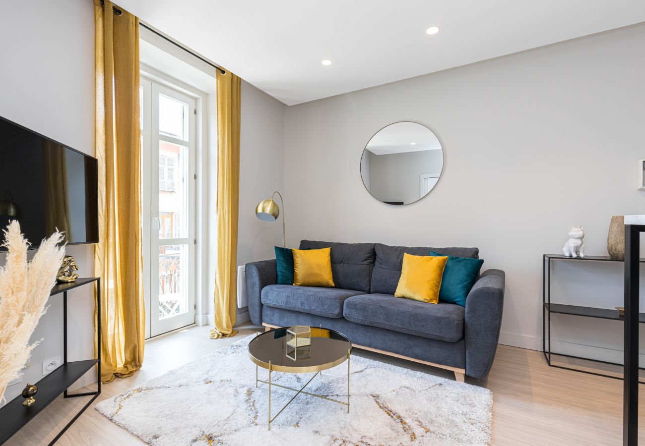 Appartement à Nice - Appartement moderne et lumineux - Le Port 
