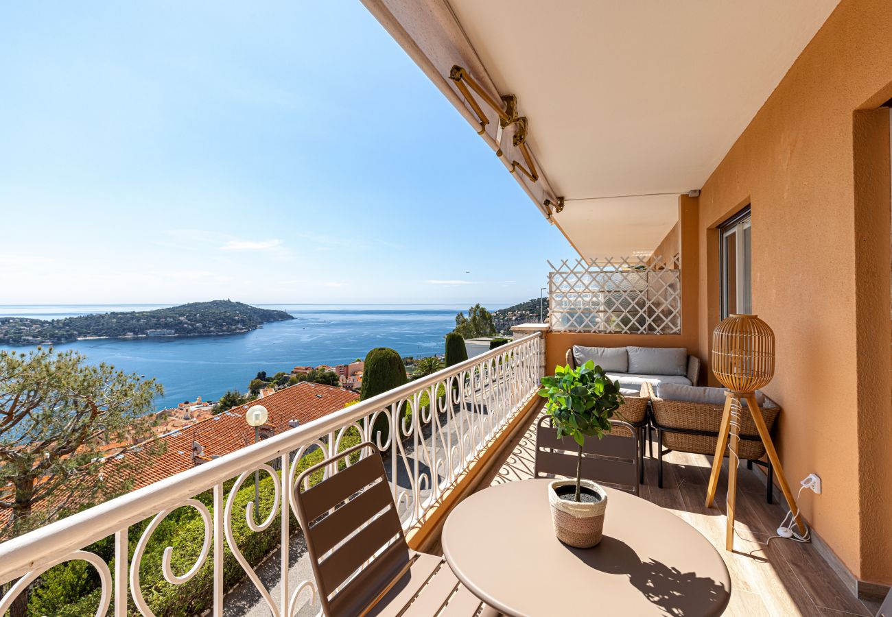 Appartement à Villefranche-sur-Mer - Vue Mer Panoramique - 2 chambres - Villefranche sur Mer