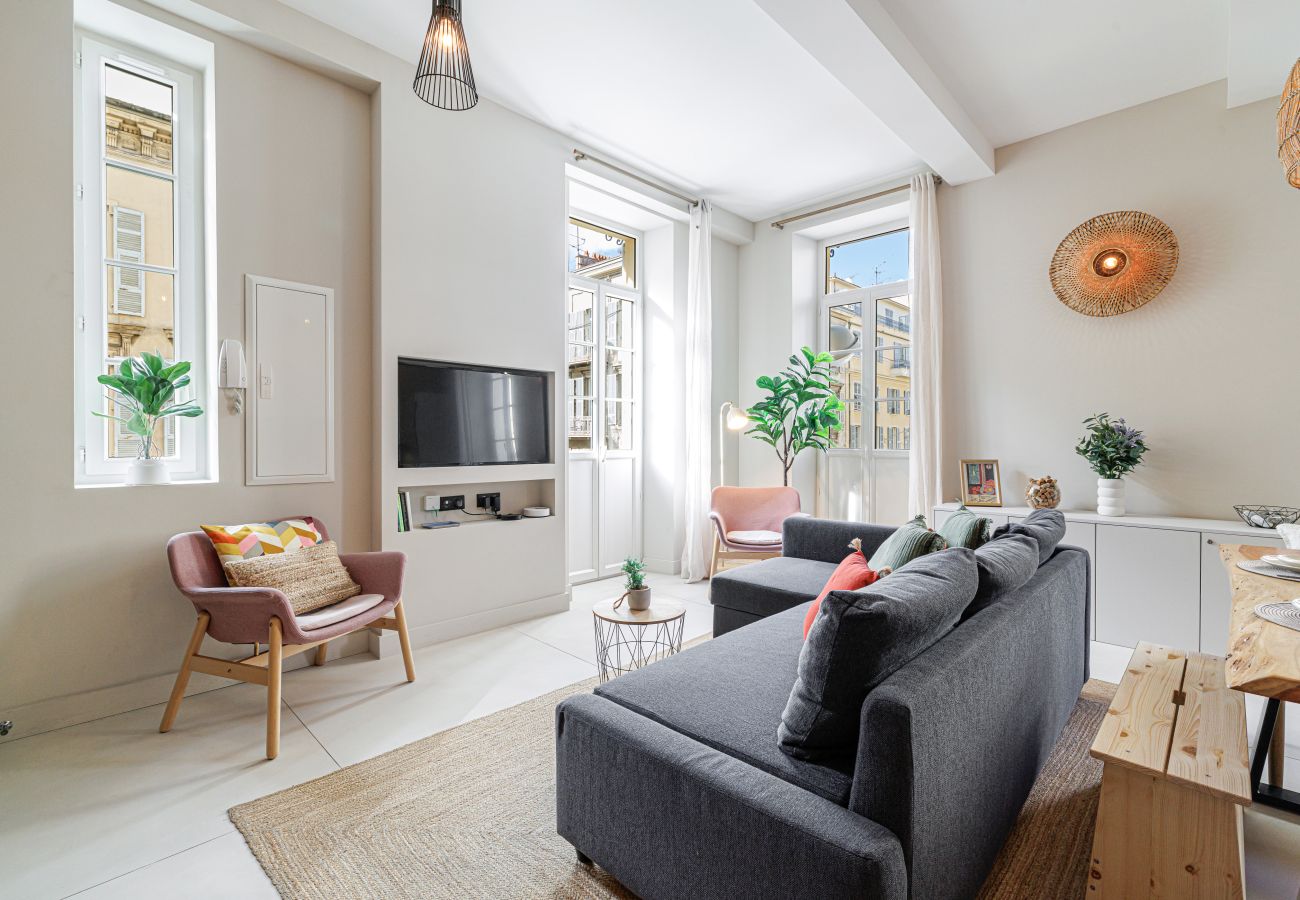 Appartement à Nice - 3P Climatisé avec Balcon – Centre-ville Nice