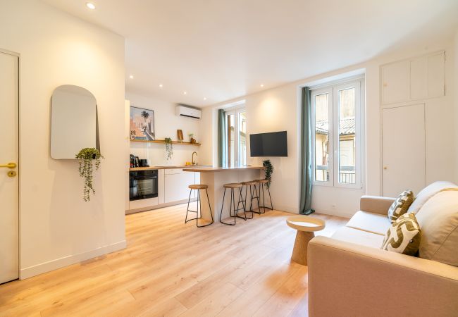 Studio à Nice - Studio cosy climatisé — Port & Vieux Nice à pied