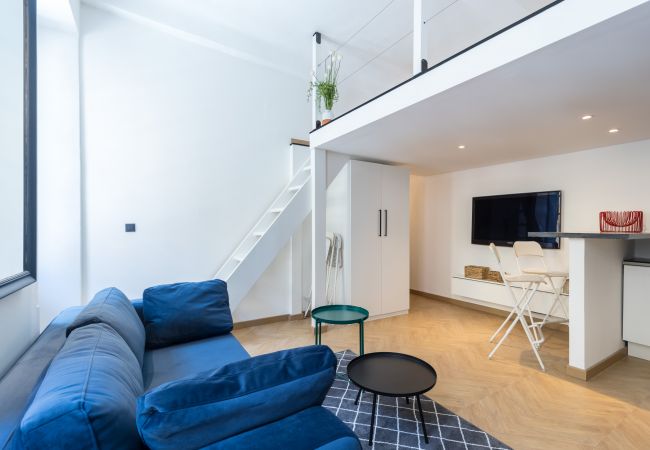 Apartment in Nice - Studio Mezzanine - Port - Cosy