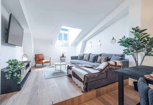  in Nice - Very nice apartment - Place Massena - A/C