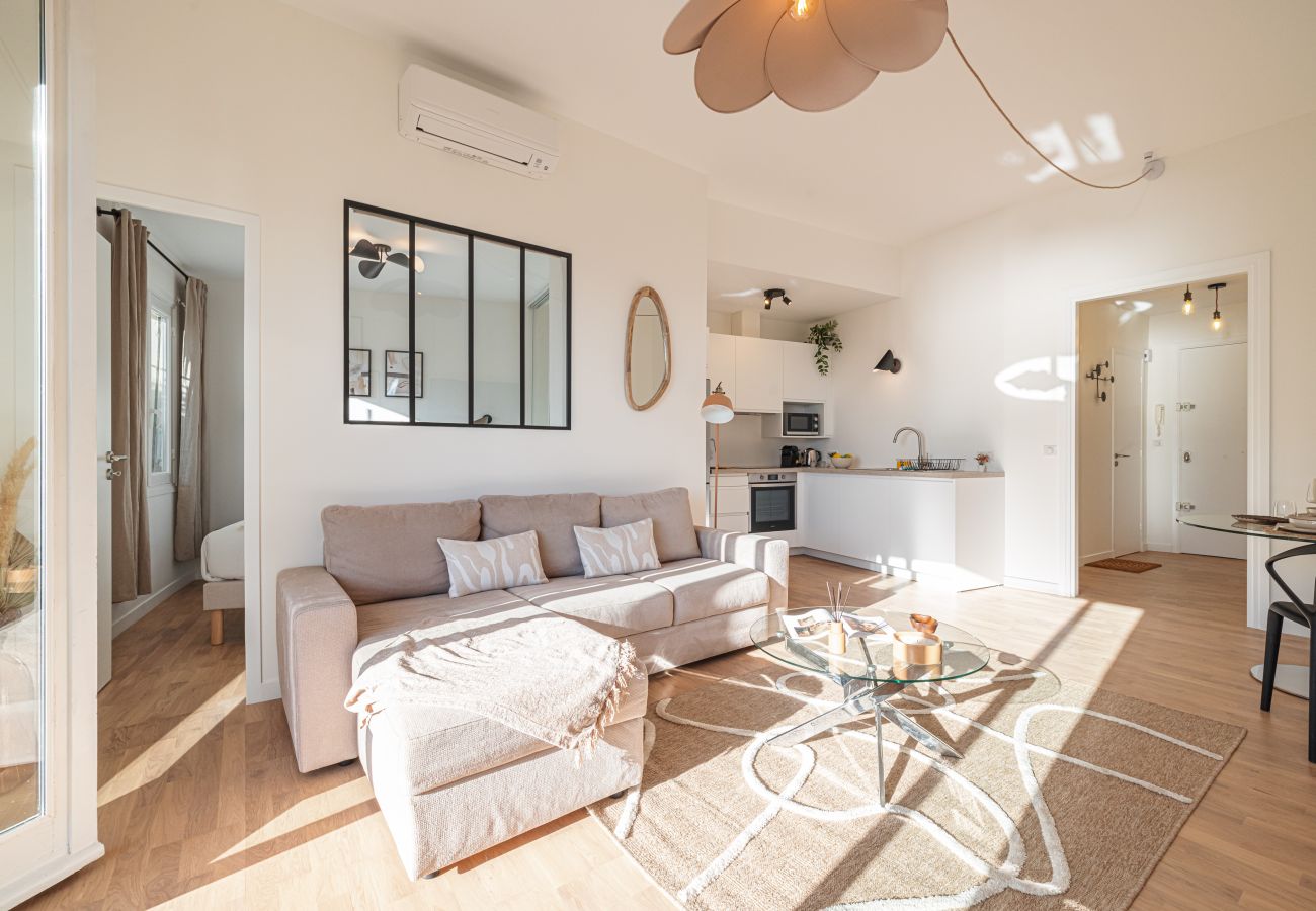 Apartment in Nice - Magnificent apartment - AC - Tree-filled terrace