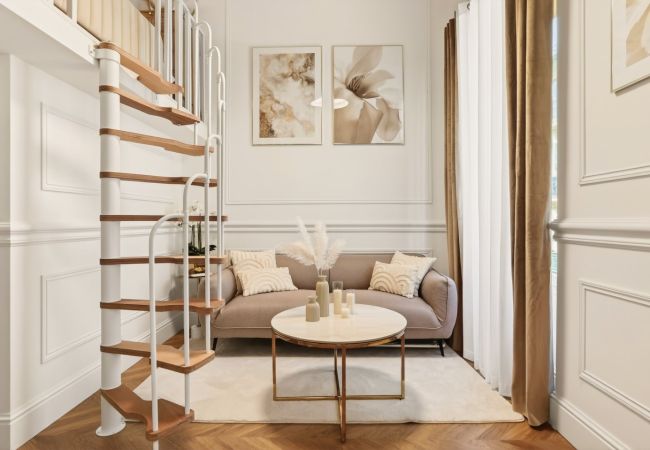  in Nice - Elegant Air-Conditioned Studio with Mezzanine in the Heart of Nice