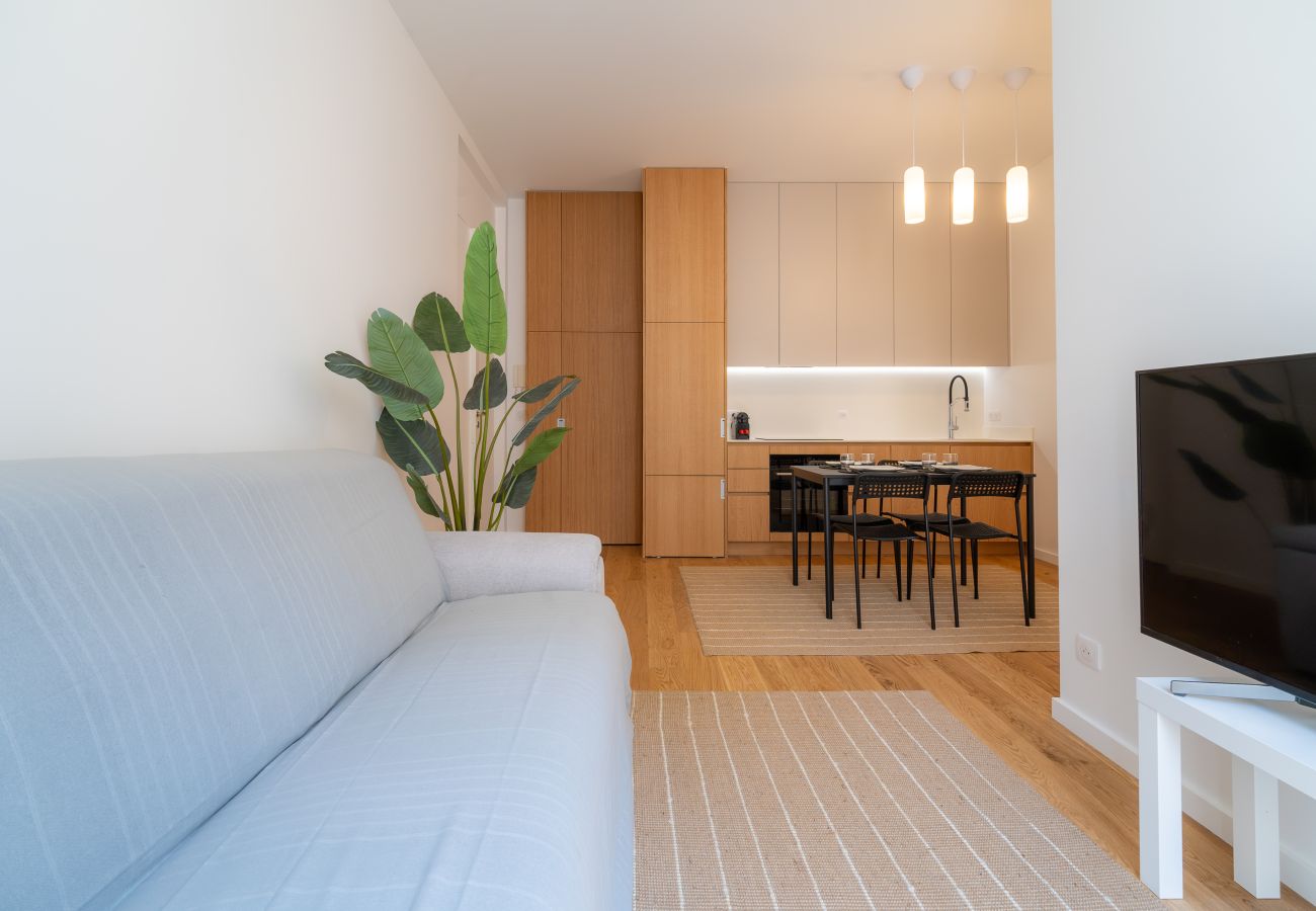 Apartment in Nice - Renovated 1-bed with A/C — Nice, tram 5 min