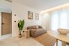 Apartment in Eze - 1-bedroom + private patio — 2 min walk to beach 