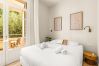 Apartment in Saint-Laurent-du-Var - Air-conditioned 1-bedroom apartment with large private covered terrace